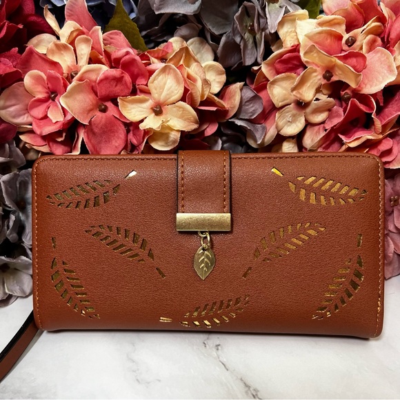 Cinnamon Brown and Gold Leaf Vegan Leather Clutch Wallet - Picture 2 of 16